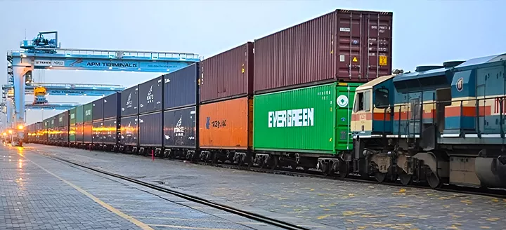 Containerised transportation